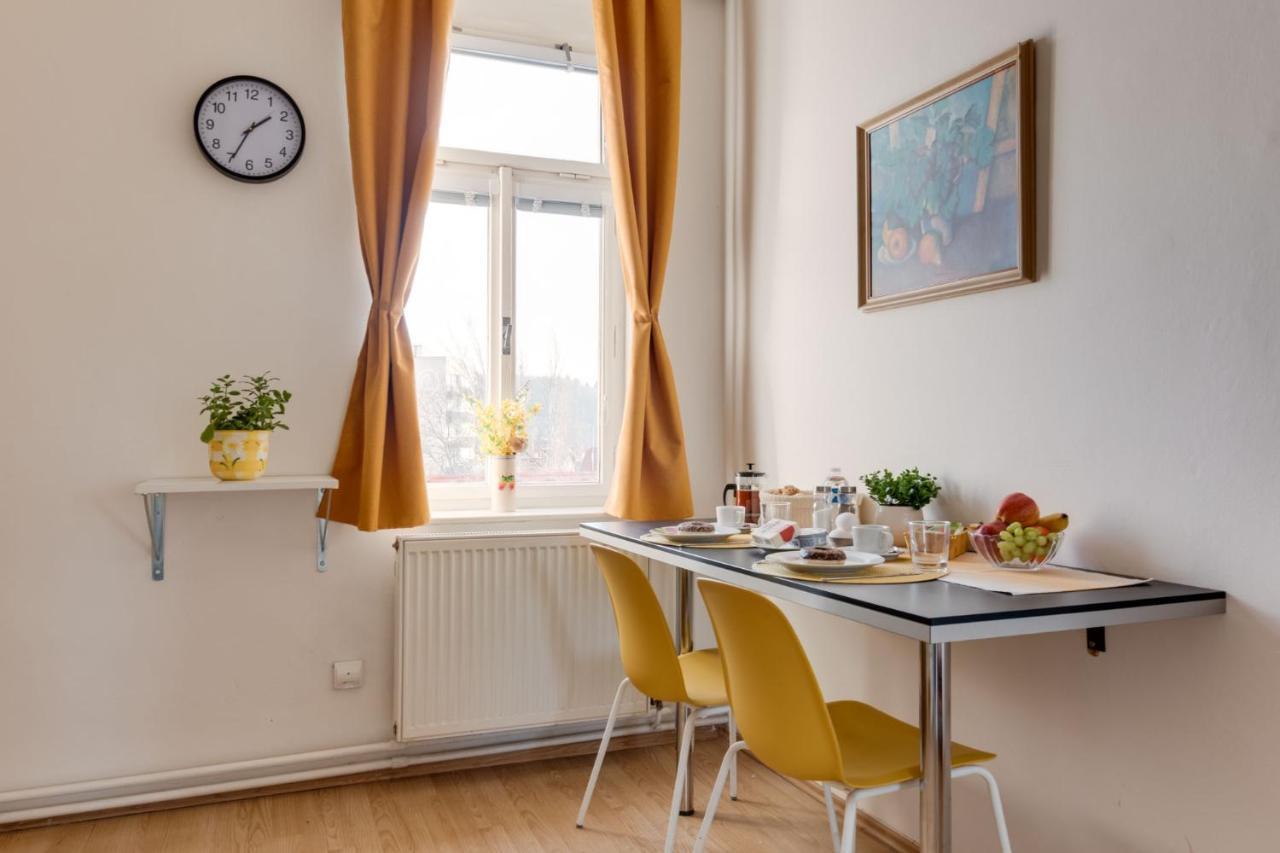 Sunshine Apartment Near The City Center Praha Bagian luar foto