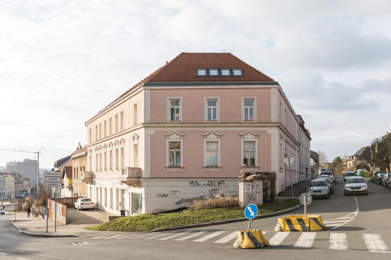 Sunshine Apartment Near The City Center Praha Bagian luar foto